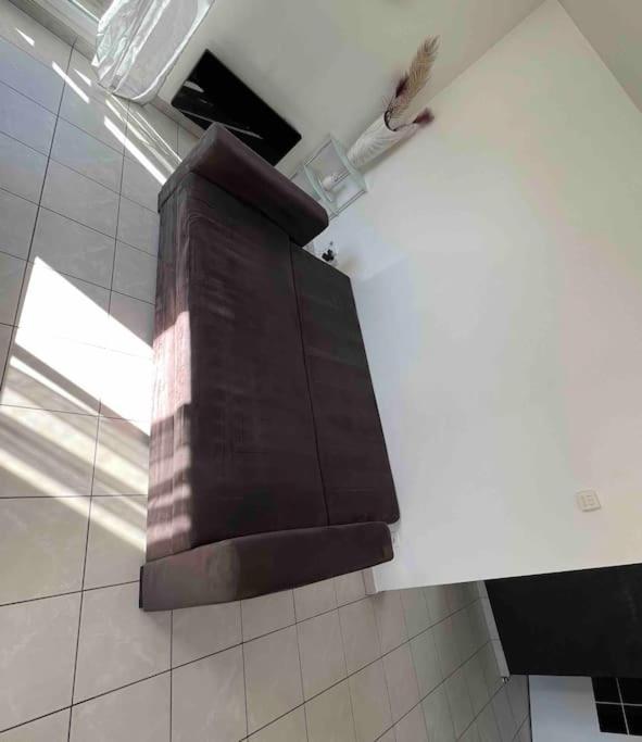 Tres Bel Appartement Entre Paris Et Disneyland Lognes Exterior photo